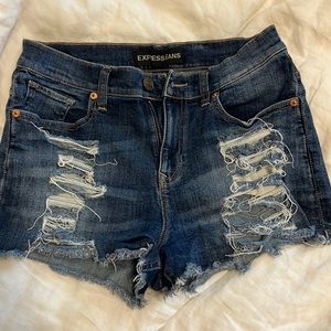 Express jean shorts in size 6